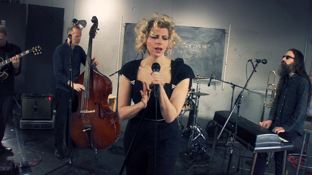 Lady Rizo performs 'Ink Dip' Art Zone: Lady Rizo performs 'Ink Dip'