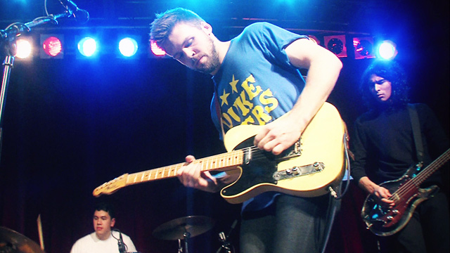 The Hollers perform 'Like Dreaming' Art Zone: The Hollers perform 'Like Dreaming'