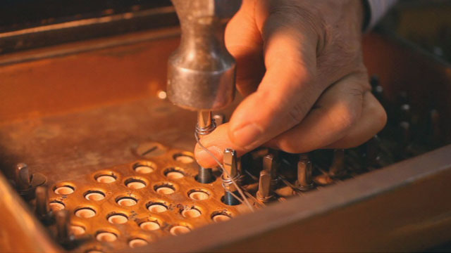 Hak Bo Lee on piano restoration Art Zone: Hak Bo Lee