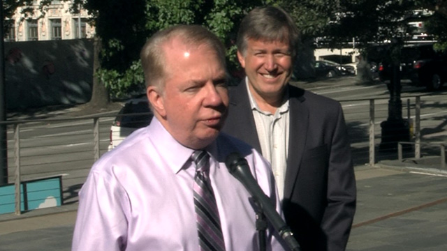 Mayor Murray, Councilmember O'Brien test drive electric car 9/14/16