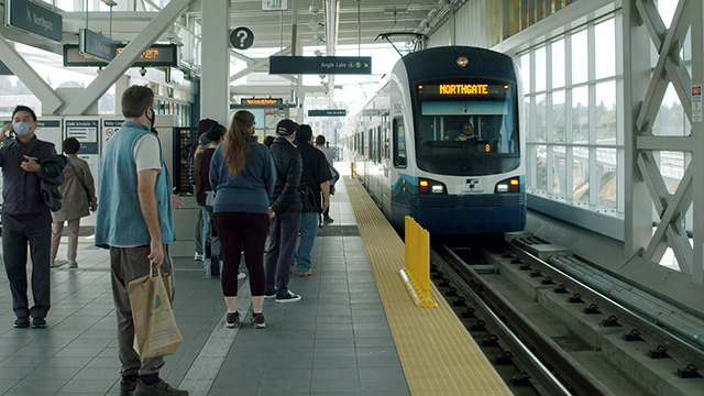 All aboard! Three new Link light rail stations debut in Seattle