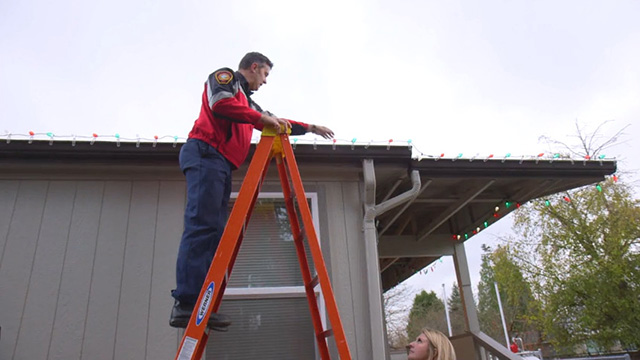 Seasonal Safety Tips: Ladder Safety
